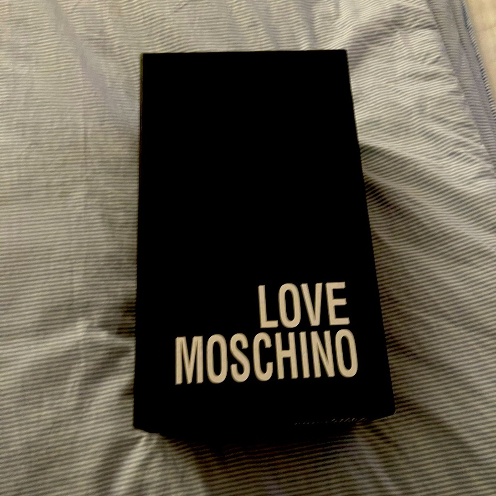LOVE MOSCHINO Sneakers. Red, black, and white. Size 38z
